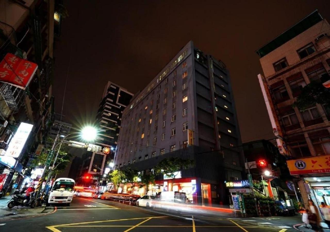 Walker Hotel - Sanchong 台北市 エクステリア 写真